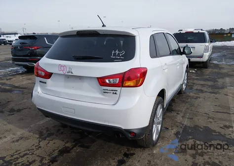 2015 Mitsubishi Outlander Sport Es z USA, uszkodzony, nr VIN 4A4AR3AW6FE042630